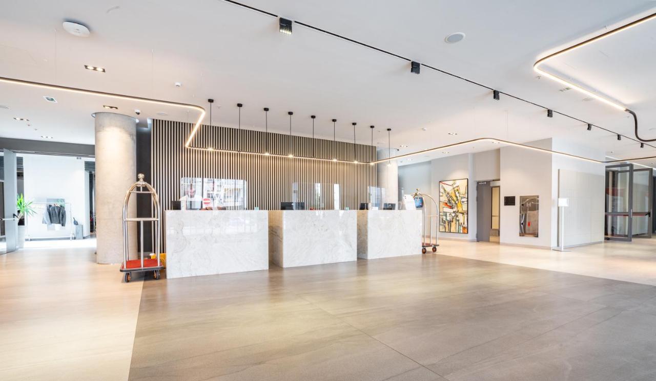 Mona Plaza Hotel 4*